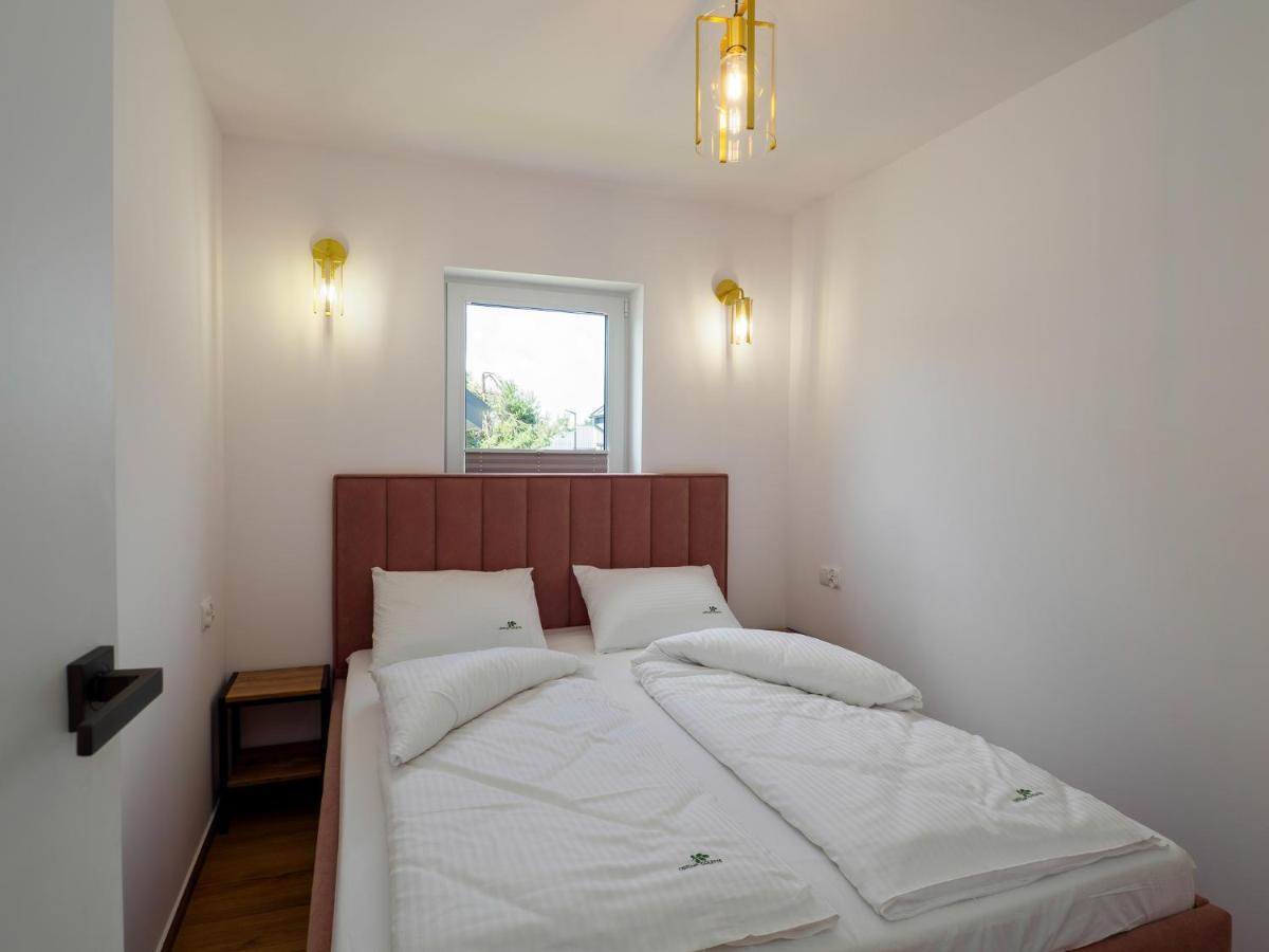 Ostoja Colette Apartment Jaroslawiec Exterior photo